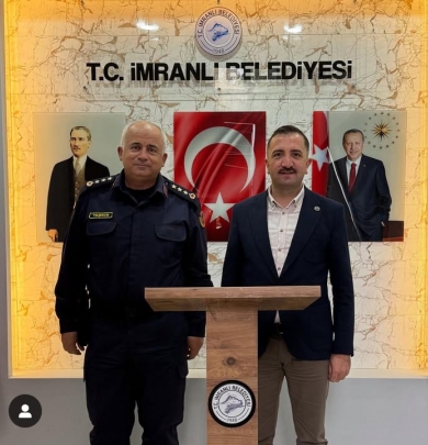 Sivas İl Jandarma Komutanımız Jandarma Kıdemli Albay Adem Taşkın’a nazik ziyaretleri ve hoş sohbetleri için teşekkür ediyorum.