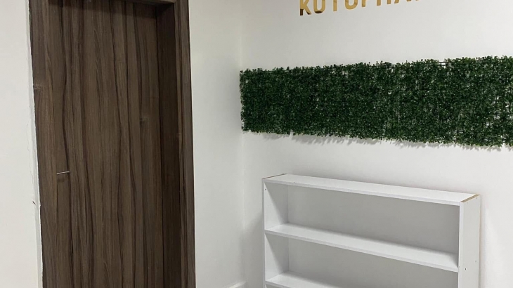 İmranlı İlçe Halk Kütüphanesi yeni yüzü ile  kapılarını tekrar kullanıma açtı.