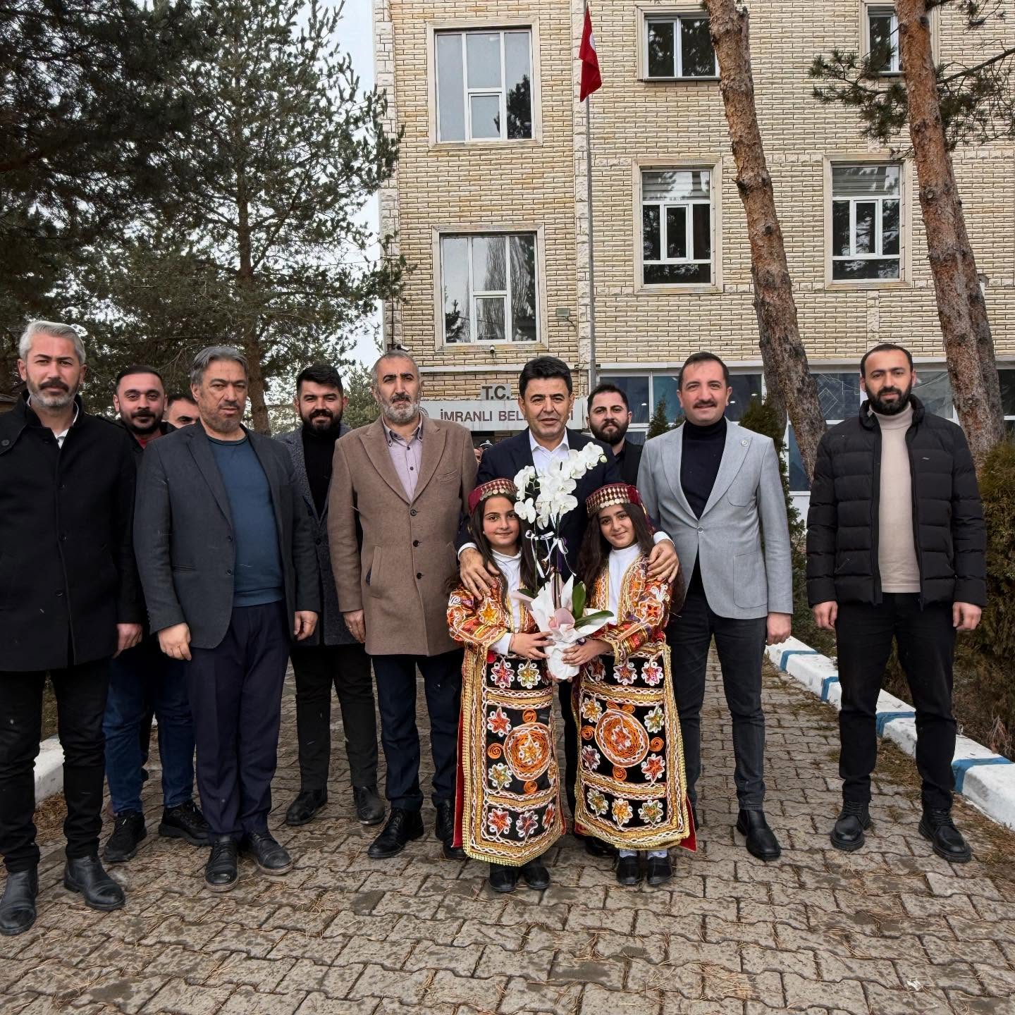 Ulaştırma ve Altyapı Bakan Yardımcımız hemşehrimiz Osman Boyraz’ı Belediyemizde misafir ettik.